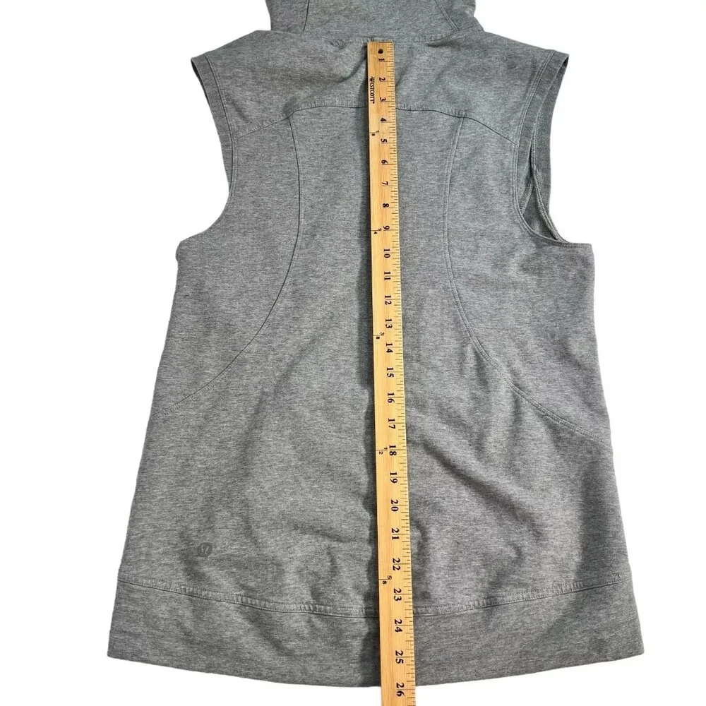 Lululemon Womens Light Gray Pocket Sleeveless Running Pullover Hoodie Size 4 - Picture 11 of 12
